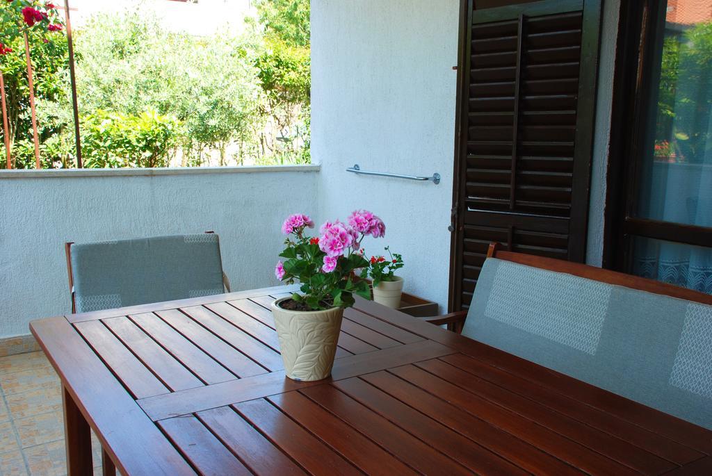 Nada Apartments Poreč Zewnętrze zdjęcie